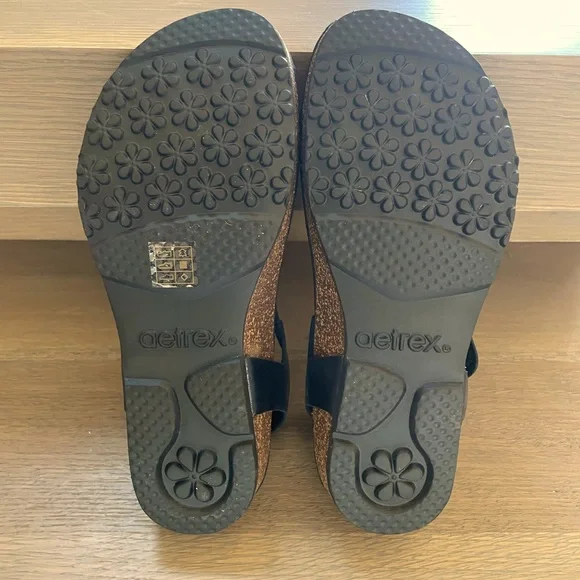 Aetrex Harper Adjustable Slingback Thong in Black *Brand New In Box* - Picture 5 of 5